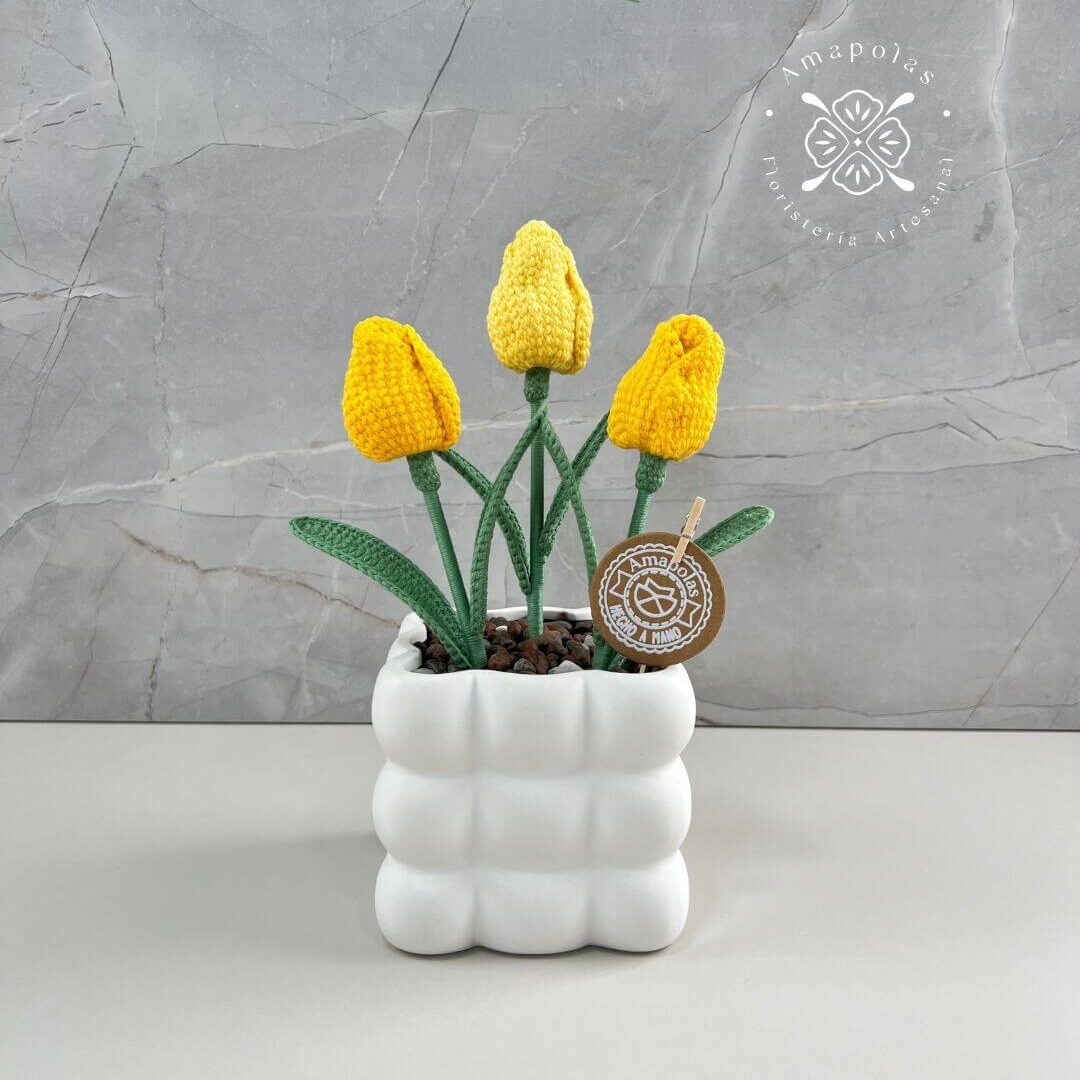 ARREGLO EVA AMARILLO